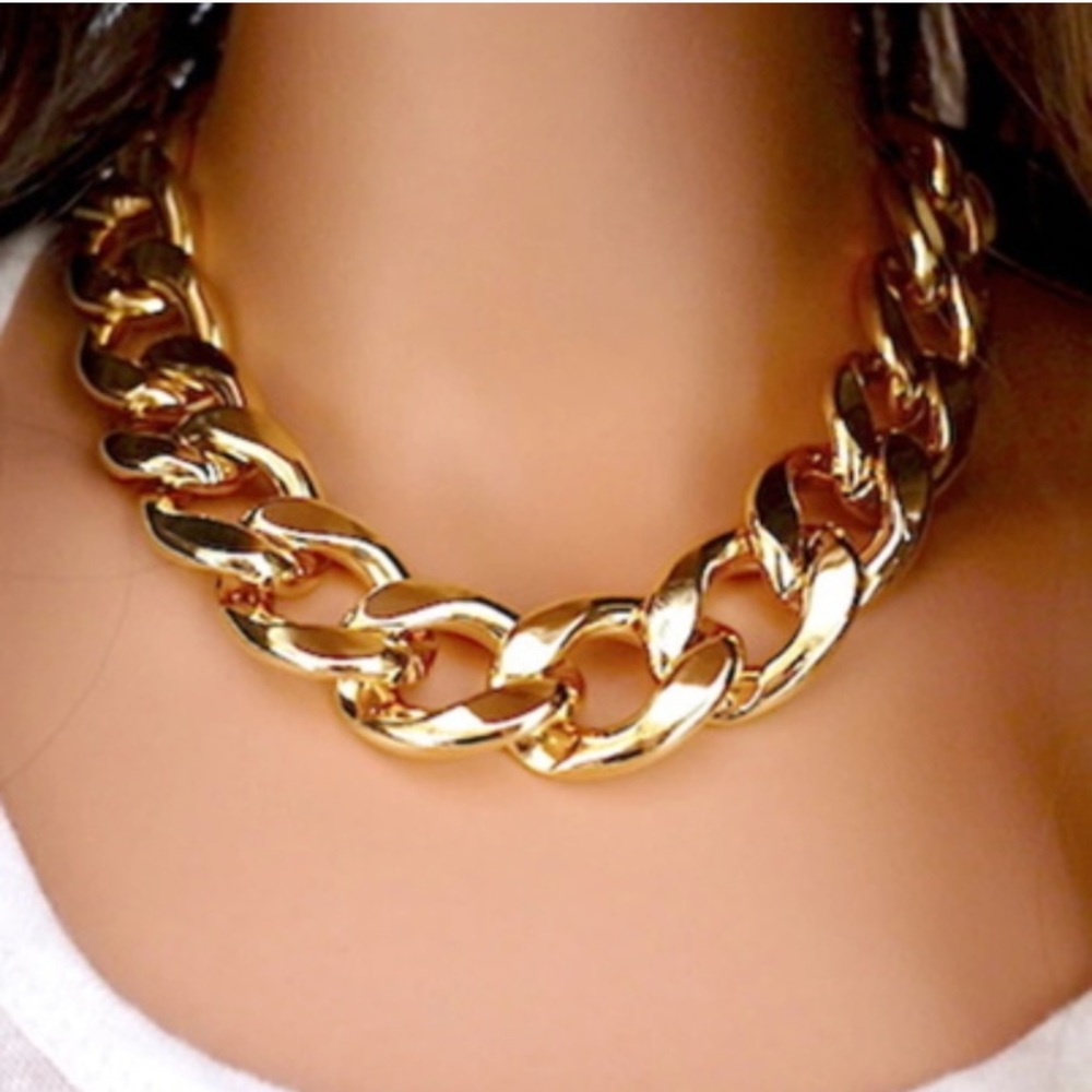 Thick Gold Chain Necklace